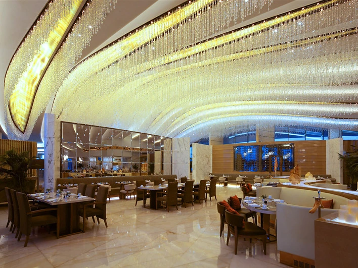 浙江湖州喜来登酒店 · 餐饮公区桌椅、卡座与服务台