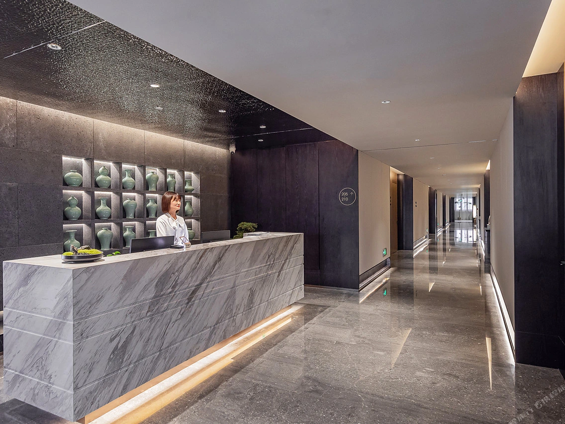 荆门双泉温泉酒店 · 前台与接待空间
