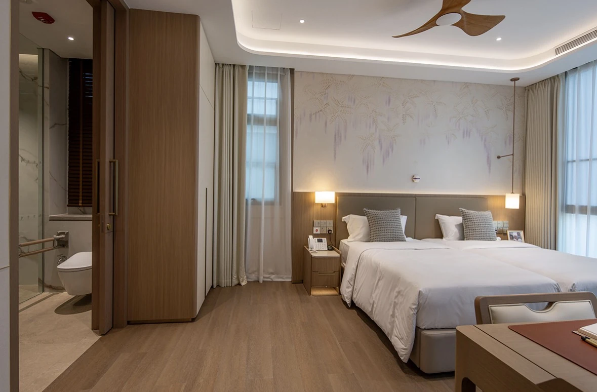 Parry Nursing Home · Guestroom